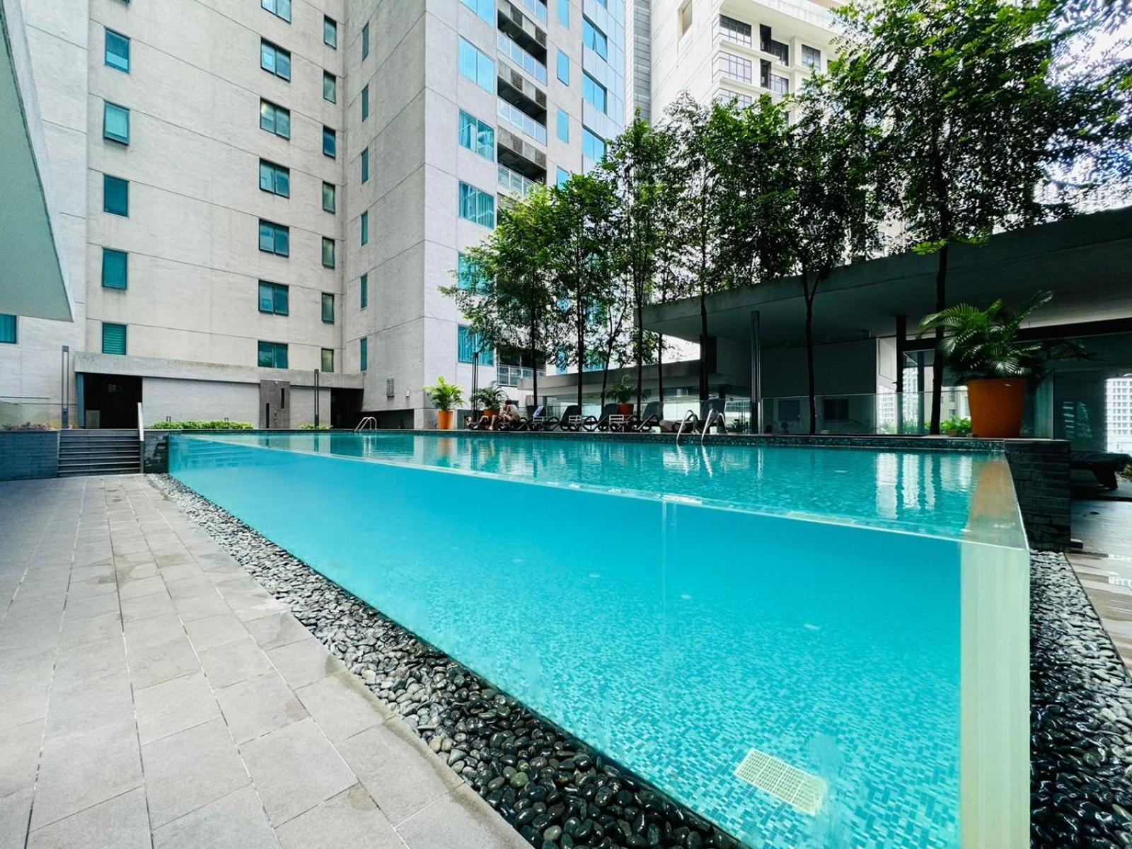Summer Suites Klcc By Homestay Куала-Лумпур Экстерьер фото