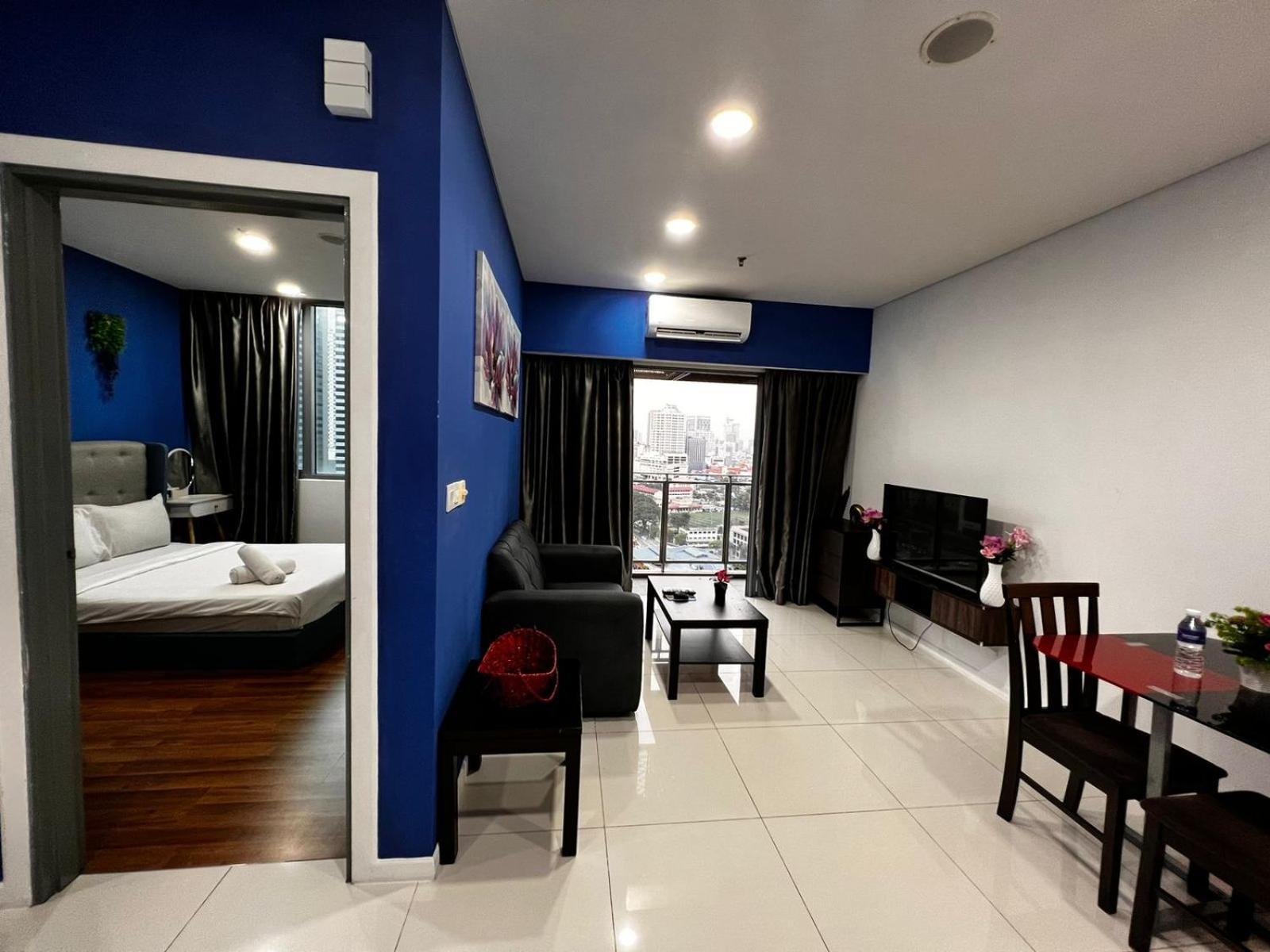 Summer Suites Klcc By Homestay Куала-Лумпур Экстерьер фото